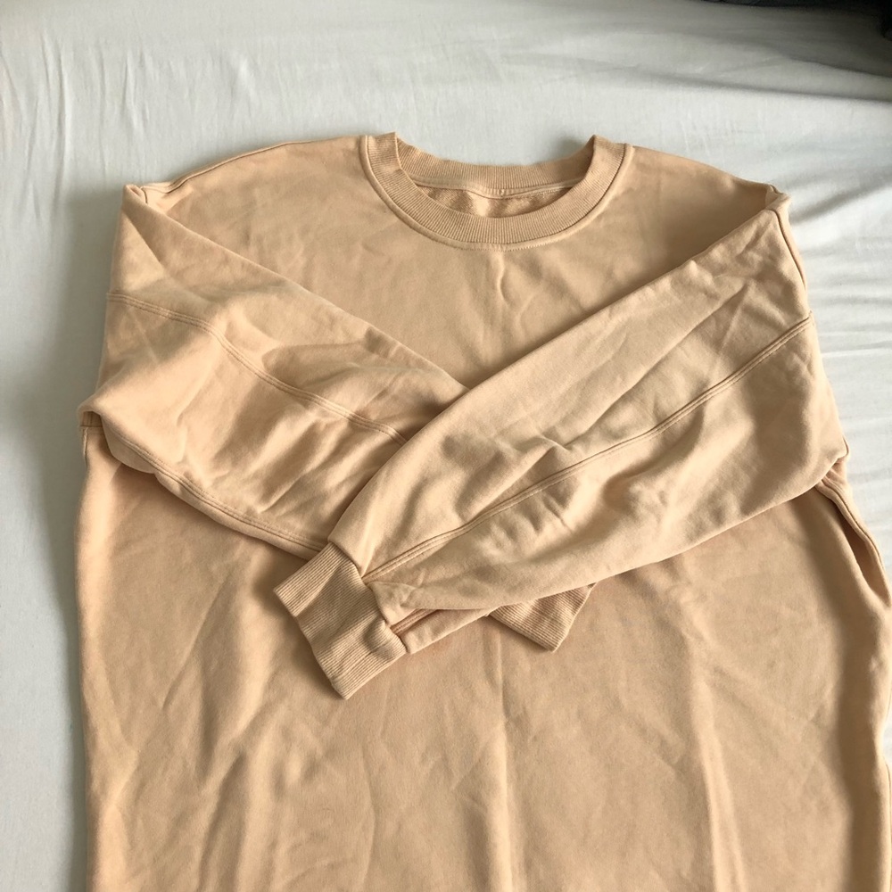 LULULEMON Crewneck sweatshirt